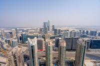Nespecifikovaný výhled na destinaci Dubaj nebo výhled na město při pohledu z apartmánu