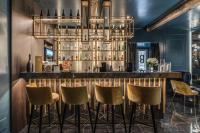 Hol lub bar w obiekcie Hotel 55 Fifty-Five - Maison d'Art Collection