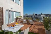 A balcony or terrace at NH Collection Madrid Suecia