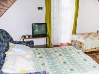 Łóżko lub łóżka w pokoju w obiekcie Holiday Home Michael by Interhome
