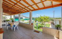 Balkon lub taras w obiekcie 2 Bedroom Beautiful Home In Muro