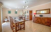 Kuchnia lub aneks kuchenny w obiekcie 2 Bedroom Beautiful Home In Muro