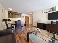 Kuchyňa alebo kuchynka v ubytovaní Villa Mistral by Baltic Home