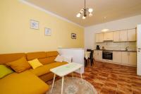 Kuchyň nebo kuchyňský kout v ubytování Apartments Darko