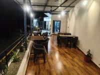 Εστιατόριο ή άλλο μέρος για φαγητό στο Monarch Hills