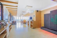 TV a/nebo společenská místnost v ubytování Hotel Intourist Palace