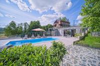 Bazén v ubytovaní Kuća za odmor Amarie 4* alebo v jeho blízkosti