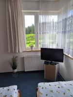 TV a/nebo společenská místnost v ubytování Apartments Pernink 341