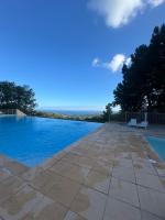 Plan piętra w obiekcie Vue mer panoramique de la piscine au cœur de la pinède Les Issambres Golf de Saint Tropez