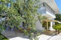 Budynek, w którym mieści się apartament