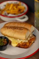 Hrana v oz. blizu hotela