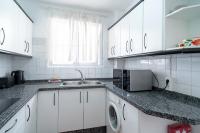 Kuchyň nebo kuchyňský kout v ubytování Coronado 148 Apartments Casasol