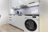 A kitchen or kitchenette at Apartamento Retiro V en Madrid