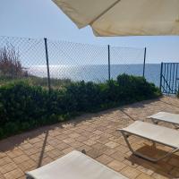A general sea view or a sea view taken from A villát