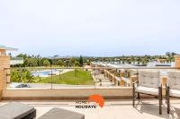 #160 V3 Vila Branca 92 by Home Holidaysの敷地内または近くにあるプール