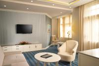 TV a/nebo společenská místnost v ubytování EA Hotel Atlantic Palace