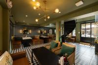 Χώρος καθιστικού στο Shamrock Chiangmai Hotel-Adult Only