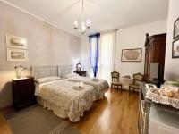 Posteľ alebo postele v izbe v ubytovaní Giulia apartment and room
