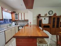 Kuchyň nebo kuchyňský kout v ubytování Villa Mirella