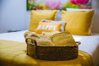 Łóżko lub łóżka w pokoju w obiekcie La Grange de Cablanc