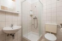 Kúpeľňa v ubytovaní Apartment in Kraljevica 33071