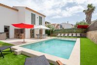 Bazén v ubytování Villa Varadero by Mallorca House Rent nebo v jeho okolí