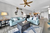 Ein Sitzbereich in der Unterkunft Ariel Dunes I Unit 1209 Gulf view
