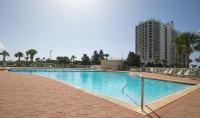Der Swimmingpool an oder in der Nähe von Ariel Dunes I Unit 1209 Gulf view