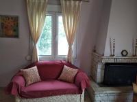 Posezení v ubytování Aggelos House in Kalamitsi