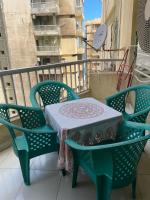 Balkón nebo terasa v ubytování Luxury Condo Sidi Bishr, Behind Mahrousa Hotel