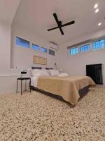 Posteľ alebo postele v izbe v ubytovaní Comfortable Living in Athens 2BR Apartment