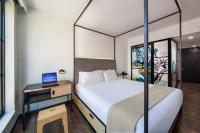 Moxy NYC East Villageにあるベッド