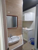 BIDESI VILLA Apartmentsにあるバスルーム