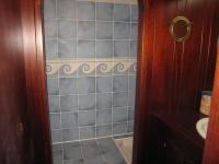 Łazienka w obiekcie Appartement 3 pièces avec clim, wifi, parking Saint-Cyprien Plage - FR-1-106-62