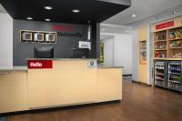 TownePlace Suites by Marriott Gainesville Northwestに飾ってある許可証、賞状、看板またはその他の書類