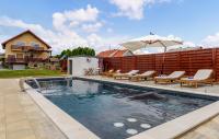 The swimming pool at or close to Nice Home In Velika With Outdoor Swimming Pool