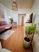 TV a/nebo společenská místnost v ubytování Apartmani-Okrug Gornji-Ciovo