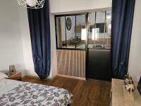 A bed or beds in a room at Villa Silvia LOCDENIA
