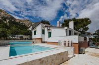 Bazén v ubytovaní Villa Zlata - Holiday house alebo v jeho blízkosti