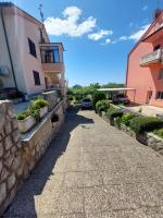 Budynek, w którym mieści się apartament