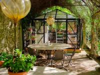 Ogród w obiekcie Villa il Rossignolo