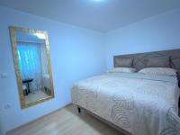 Posteľ alebo postele v izbe v ubytovaní Apartments Villa Slavica