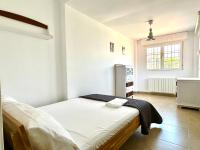 Posteľ alebo postele v izbe v ubytovaní 8 Bungalow familiar con Piscina Gran Alacant