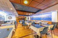 Nhà hàng/khu ăn uống khác tại Logis Hotel Center