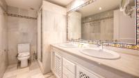 Kúpeľňa v ubytovaní Penthouse Boutique Suite Marbella
