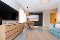 Kuchyňa alebo kuchynka v ubytovaní Bursztynowe Tarasy - Apartamenty