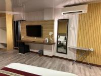 SS Hotel Serembanにあるテレビまたはエンターテインメントセンター