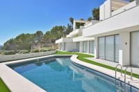 Bazén v ubytovaní Altea Bayview Apartment by NRAS alebo v jeho blízkosti