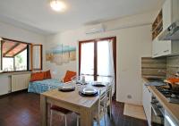 A kitchen or kitchenette at Casa Katia, Giuliana & Nami