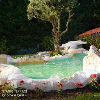 Πισίνα στο ή κοντά στο Titanic Hotel & SPA